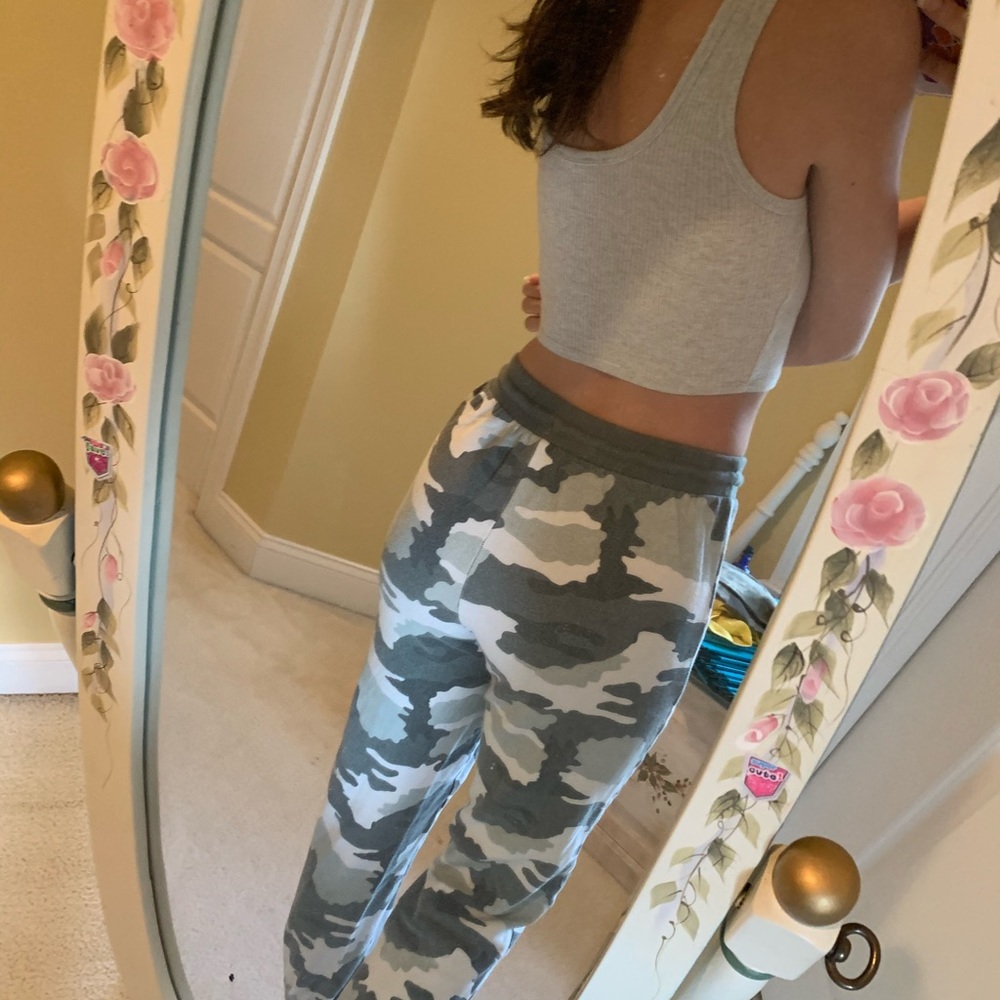 Camouflage joggers - Picture 2 of 3